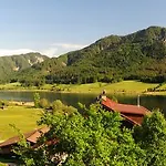 Hotel Kolbitsch Am Weissensee Ein Seeblick Der Verzaubert