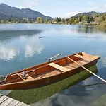 Kolbitsch Am Ein Seeblick Der Verzaubert Weissensee