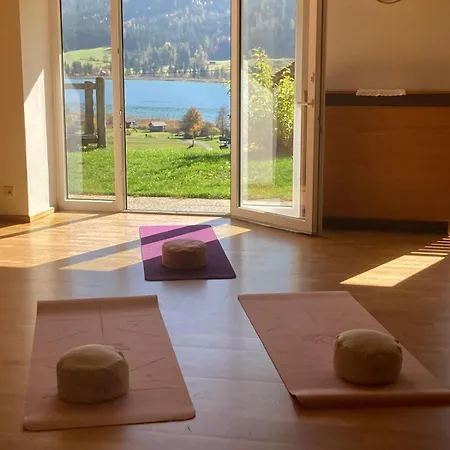 Hotel Kolbitsch Am Weissensee Ein Seeblick Der Verzaubert 3*