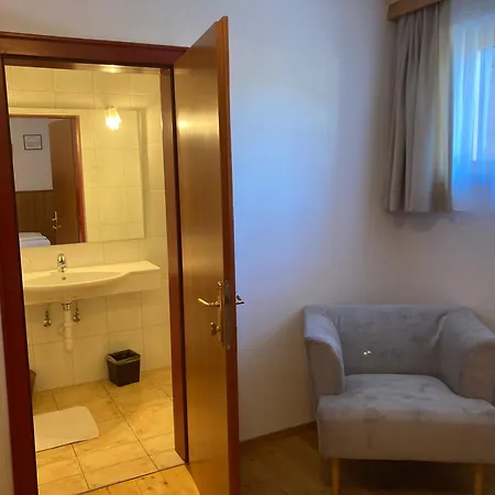 ホテル Kolbitsch Am Ein Seeblick Der Verzaubert 3*