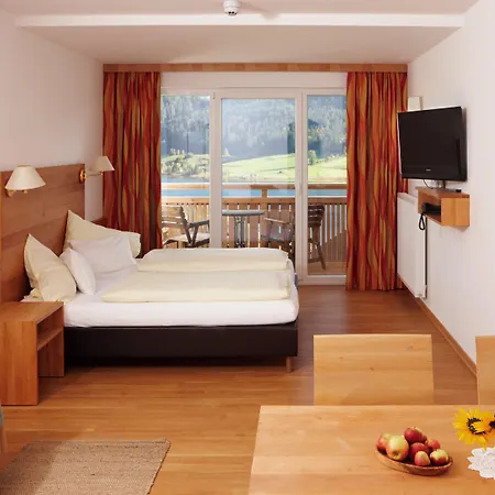 ホテル Kolbitsch Am Ein Seeblick Der Verzaubert 3*