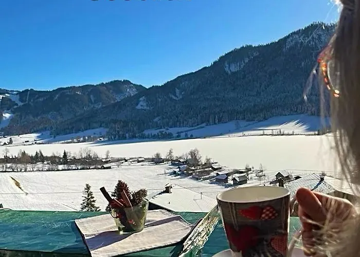 Hotel Kolbitsch Am Weissensee Ein Seeblick Der Verzaubert B&B 3*