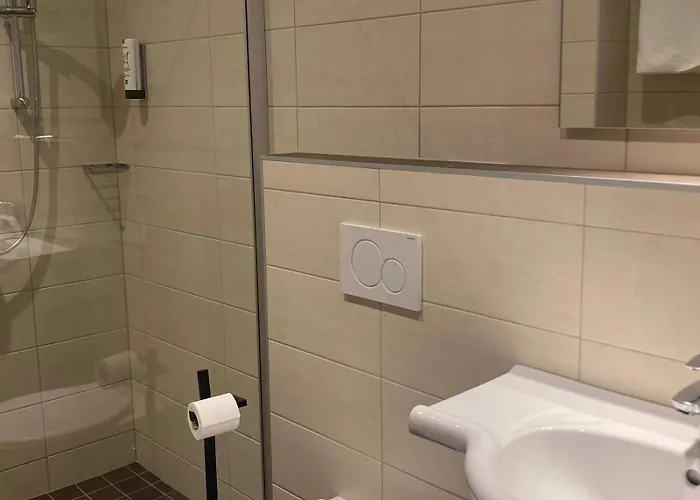 Kolbitsch Am Ein Seeblick Der Verzaubert 魏森湖