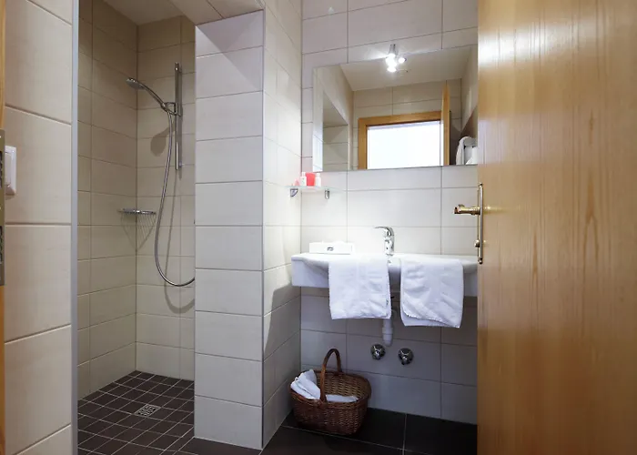 Kolbitsch Am Weissensee Ein Seeblick Der Verzaubert B&B Hotel Weissensee